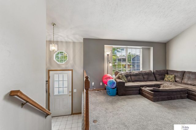 14664 Meredith Avenue, Omaha, NE 68116
