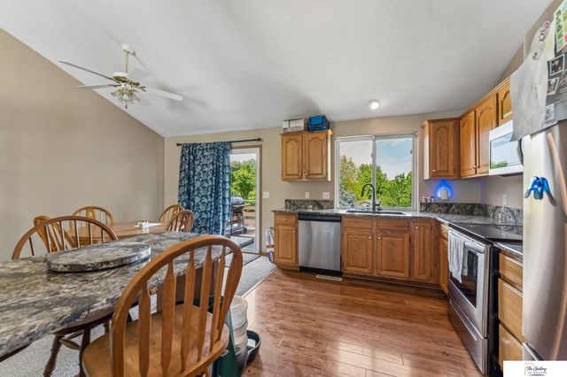 14664 Meredith Avenue, Omaha, NE 68116