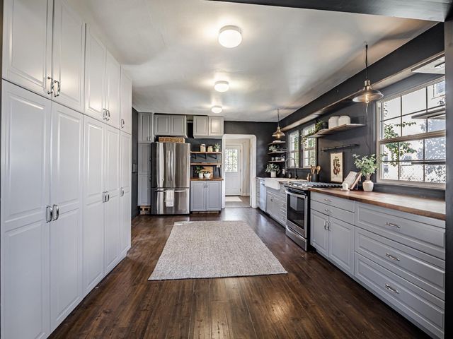 33 Roosevelt Street, Watsonville, CA 95076