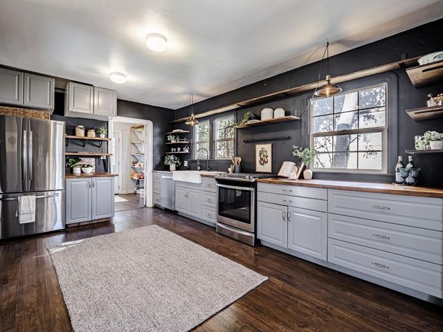 33 Roosevelt Street, Watsonville, CA 95076