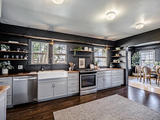 33 Roosevelt Street, Watsonville, CA 95076