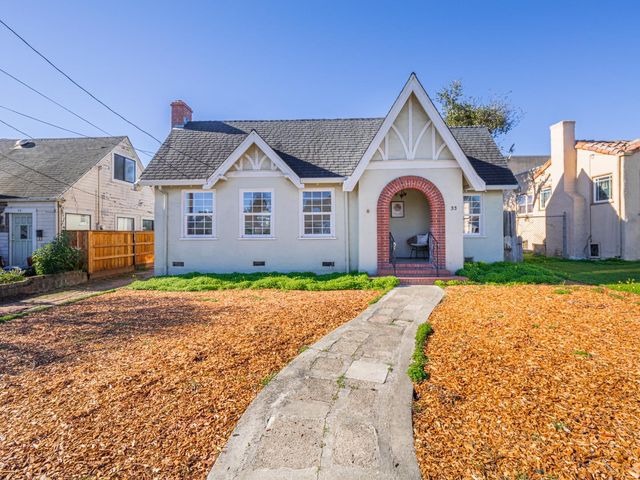 33 Roosevelt Street, Watsonville, CA 95076