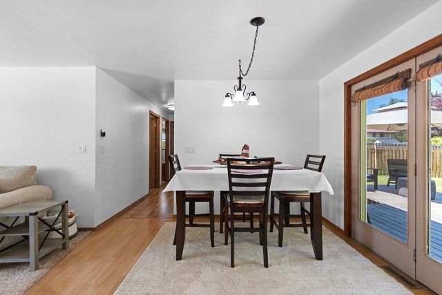 252 GARDEN VIEW LANE, Denmark, WI 54208