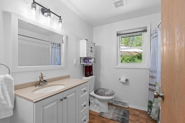 252 GARDEN VIEW LANE, Denmark, WI 54208