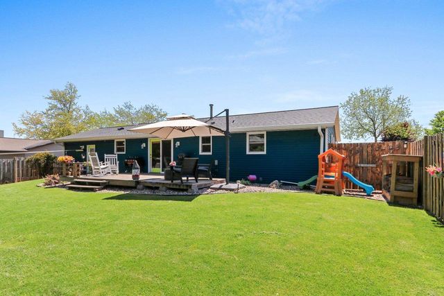 252 GARDEN VIEW LANE, Denmark, WI 54208
