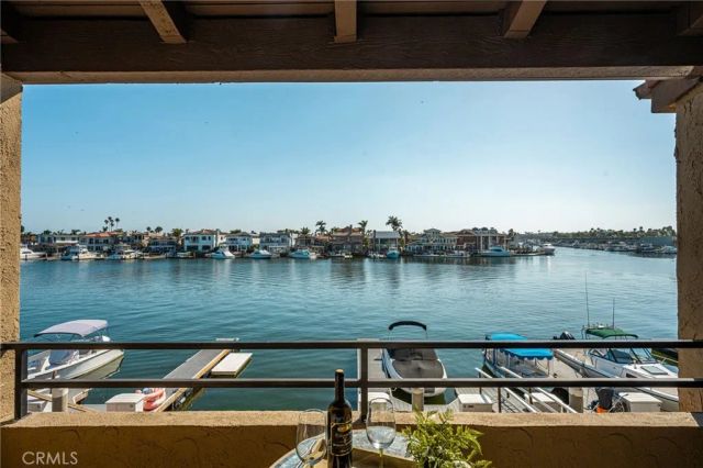 17110 Bluewater, Huntington Beach, CA 92649