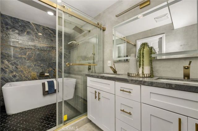 17110 Bluewater, Huntington Beach, CA 92649
