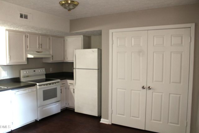 2706 Big Oak Street, Raleigh, NC 27610