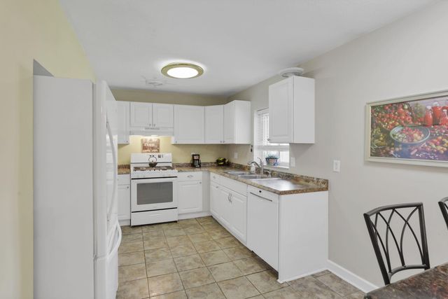 1205 Kenwick Road, Columbus, OH 43209