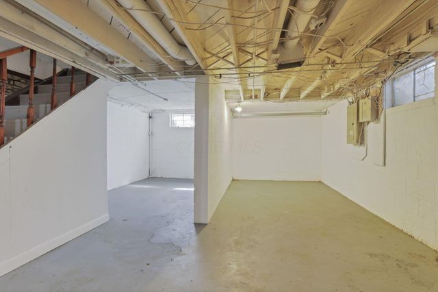 1205 Kenwick Road, Columbus, OH 43209