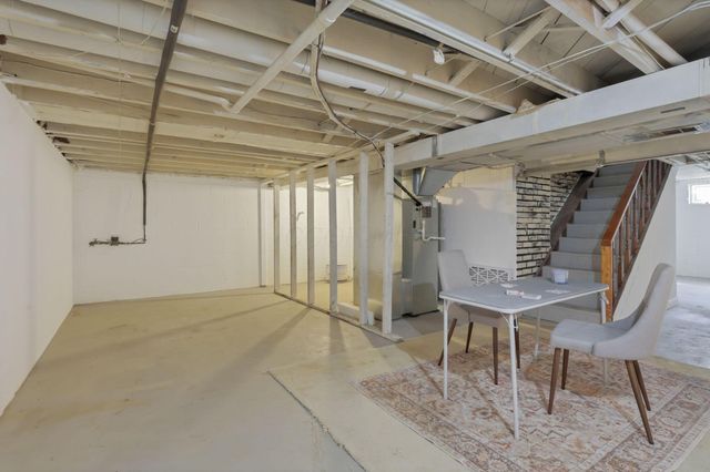 1205 Kenwick Road, Columbus, OH 43209