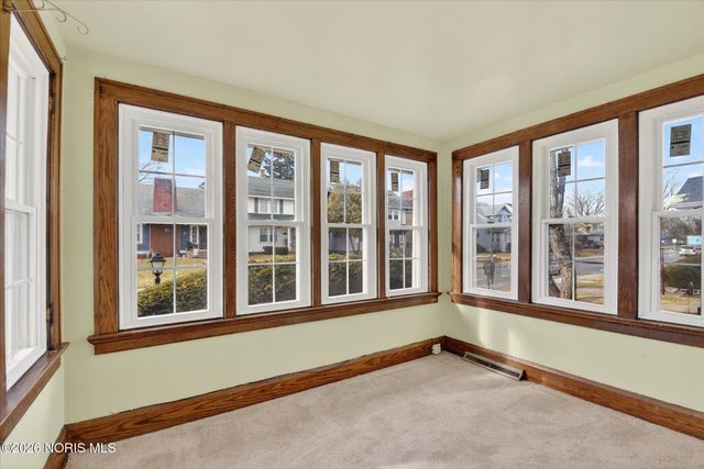 2114 Parkdale Avenue, Toledo, OH 43607