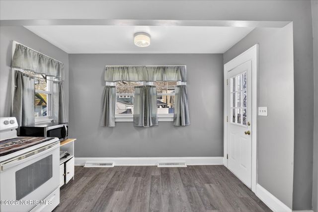 2114 Parkdale Avenue, Toledo, OH 43607