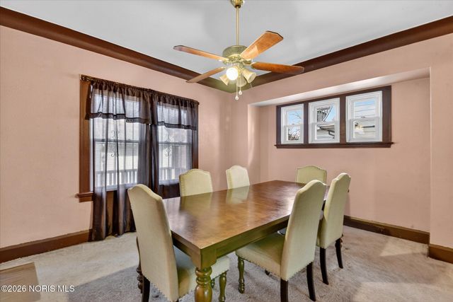 2114 Parkdale Avenue, Toledo, OH 43607