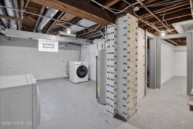 2114 Parkdale Avenue, Toledo, OH 43607