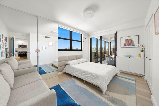 1621 Collins Ave PH1002, Miami Beach, FL 33139