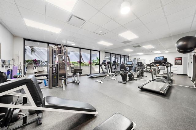 1621 Collins Ave PH1002, Miami Beach, FL 33139