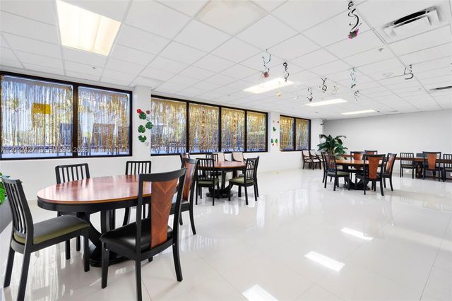1621 Collins Ave PH1002, Miami Beach, FL 33139