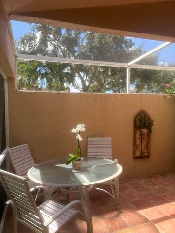 1604 Rosewood Way, Palm Beach Gardens, FL 33418