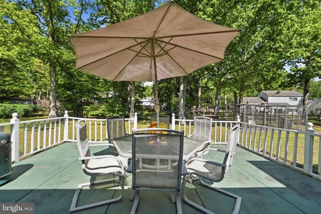 1034 SAINT PAULS DR, Waldorf, MD 20602