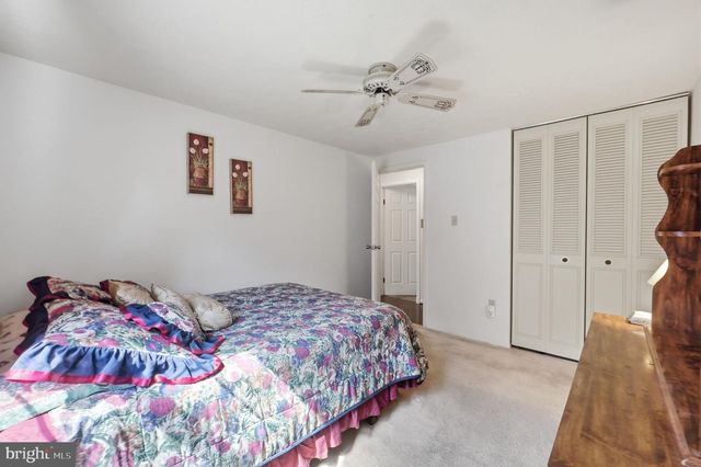 1034 SAINT PAULS DR, Waldorf, MD 20602