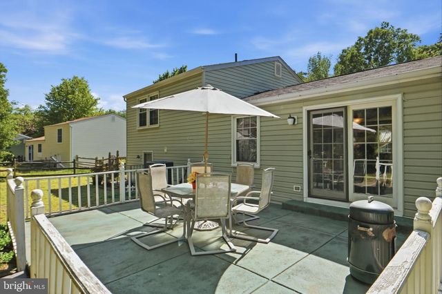 1034 SAINT PAULS DR, Waldorf, MD 20602