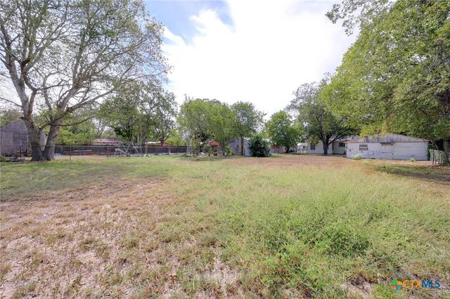 815 Pecan Street, Seguin, TX 78155