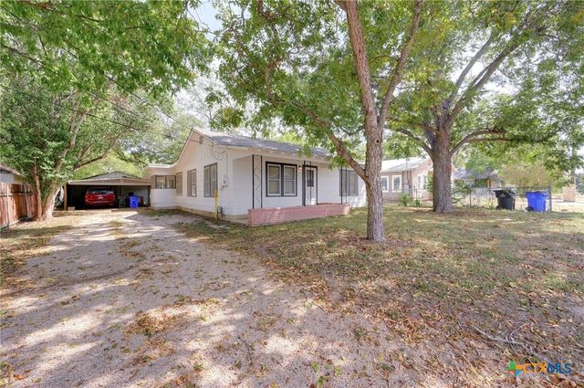 815 Pecan Street, Seguin, TX 78155