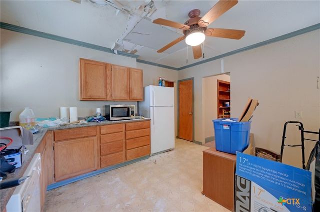 815 Pecan Street, Seguin, TX 78155