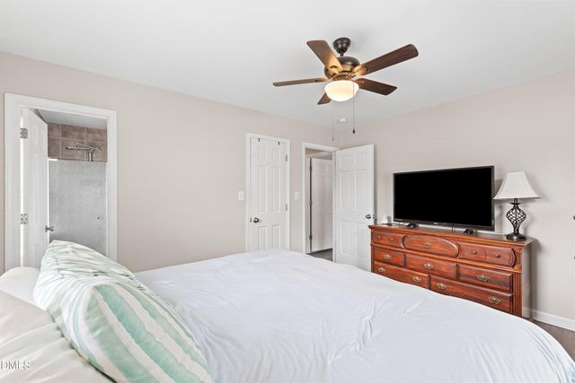 1002 E Maplewood Drive, Benson, NC 27504