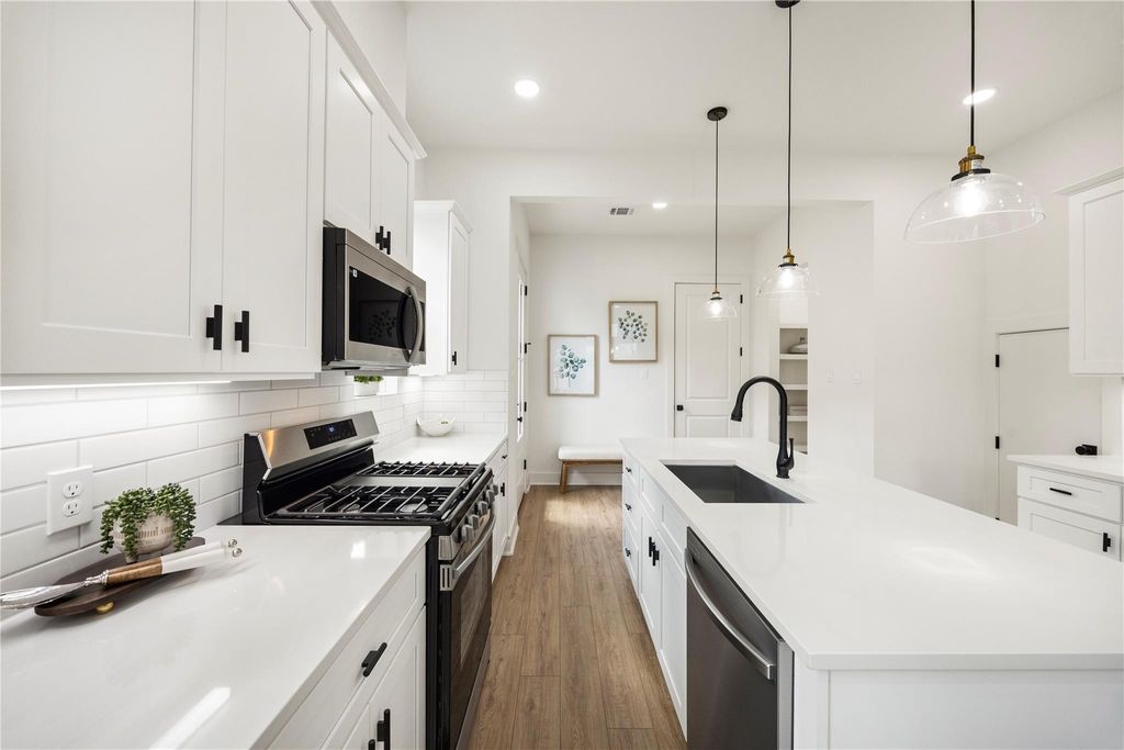 3107 Stonwall Street, Houston, TX 77020