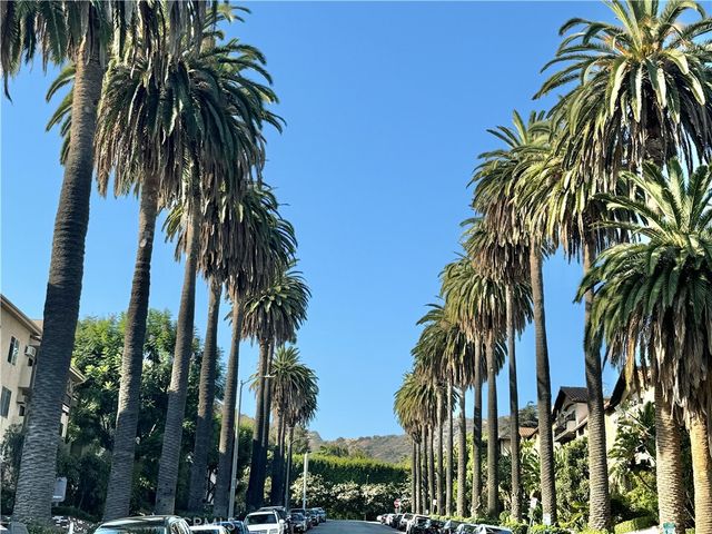 1735 N Fuller Avenue 425, Los Angeles, CA 90046