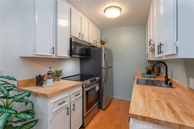 1735 N Fuller Avenue 425, Los Angeles, CA 90046