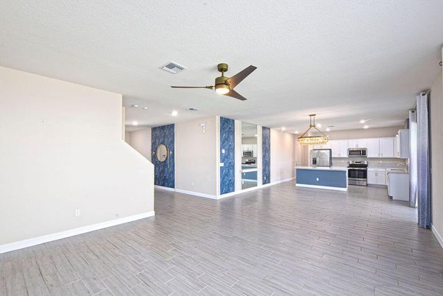 12623 NW Copper Creek Drive, Port St Lucie, FL 34987