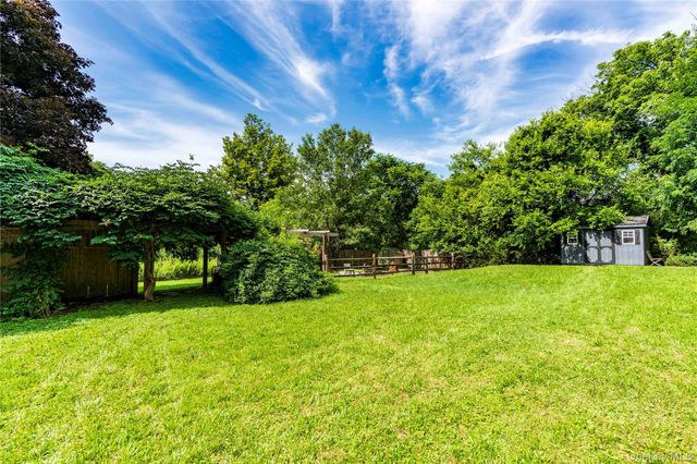11 Miller Road, Rhinebeck, NY 12572