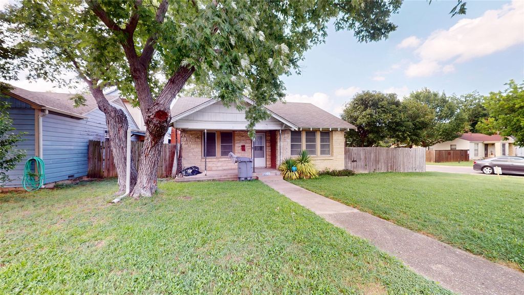 1703 W Illinois Avenue, Dallas, TX 75224