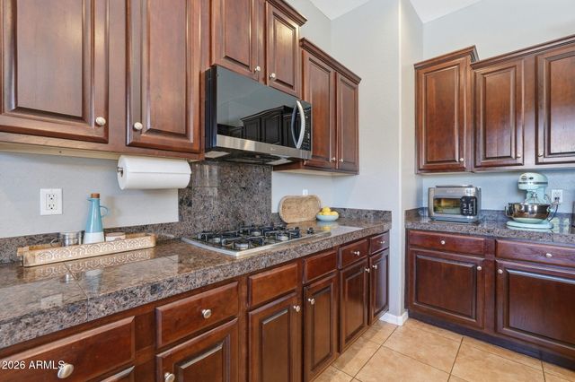 393 W REMINGTON Drive, Chandler, AZ 85286