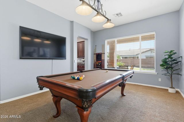 393 W REMINGTON Drive, Chandler, AZ 85286