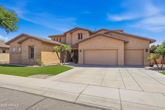 393 W REMINGTON Drive, Chandler, AZ 85286