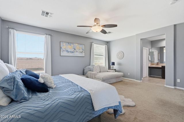 393 W REMINGTON Drive, Chandler, AZ 85286