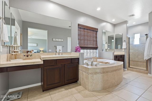 393 W REMINGTON Drive, Chandler, AZ 85286