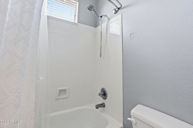 393 W REMINGTON Drive, Chandler, AZ 85286