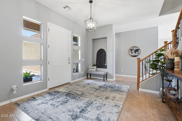 393 W REMINGTON Drive, Chandler, AZ 85286