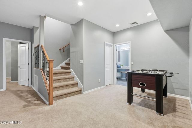 393 W REMINGTON Drive, Chandler, AZ 85286