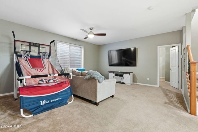 393 W REMINGTON Drive, Chandler, AZ 85286