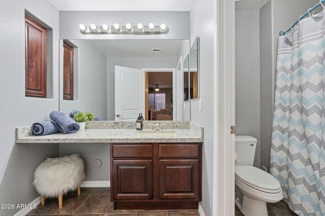 393 W REMINGTON Drive, Chandler, AZ 85286