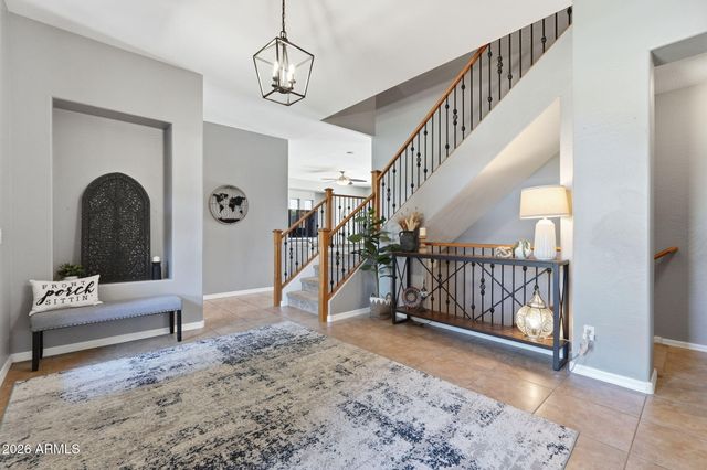 393 W REMINGTON Drive, Chandler, AZ 85286