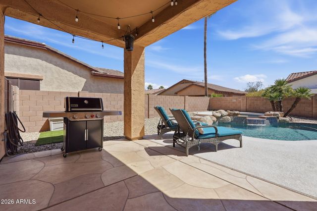 393 W REMINGTON Drive, Chandler, AZ 85286