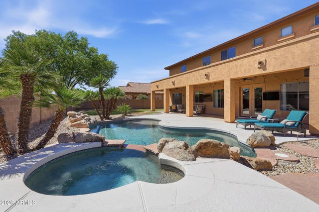 393 W REMINGTON Drive, Chandler, AZ 85286