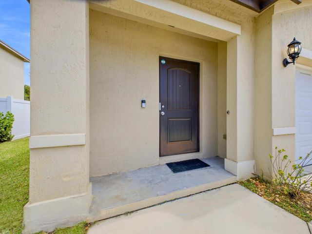 113 SE 3rd Avenue, Boynton Beach, FL 33435